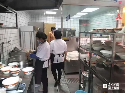五華區(qū)龍翔街道 分類網格化助力餐飲企業(yè)垃圾管理